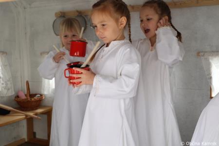 Čarobne zgodbe slovenskih vasi  (64)